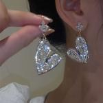 "New Fashion Zircon Leaf Tassel Earrings