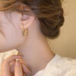 "2023 Fashion Shiny Gold Geometric Tassel Earrings for Women