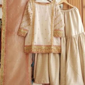 GOTA KINARI DESIGN LEHNGA