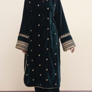 Gota Kinari Suit