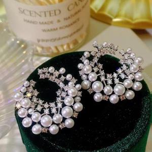 Korean Silver Big Pearl Hoop Earrings – Exquisite Vintage C-Shape, Irregular Semicircular Design for Women.